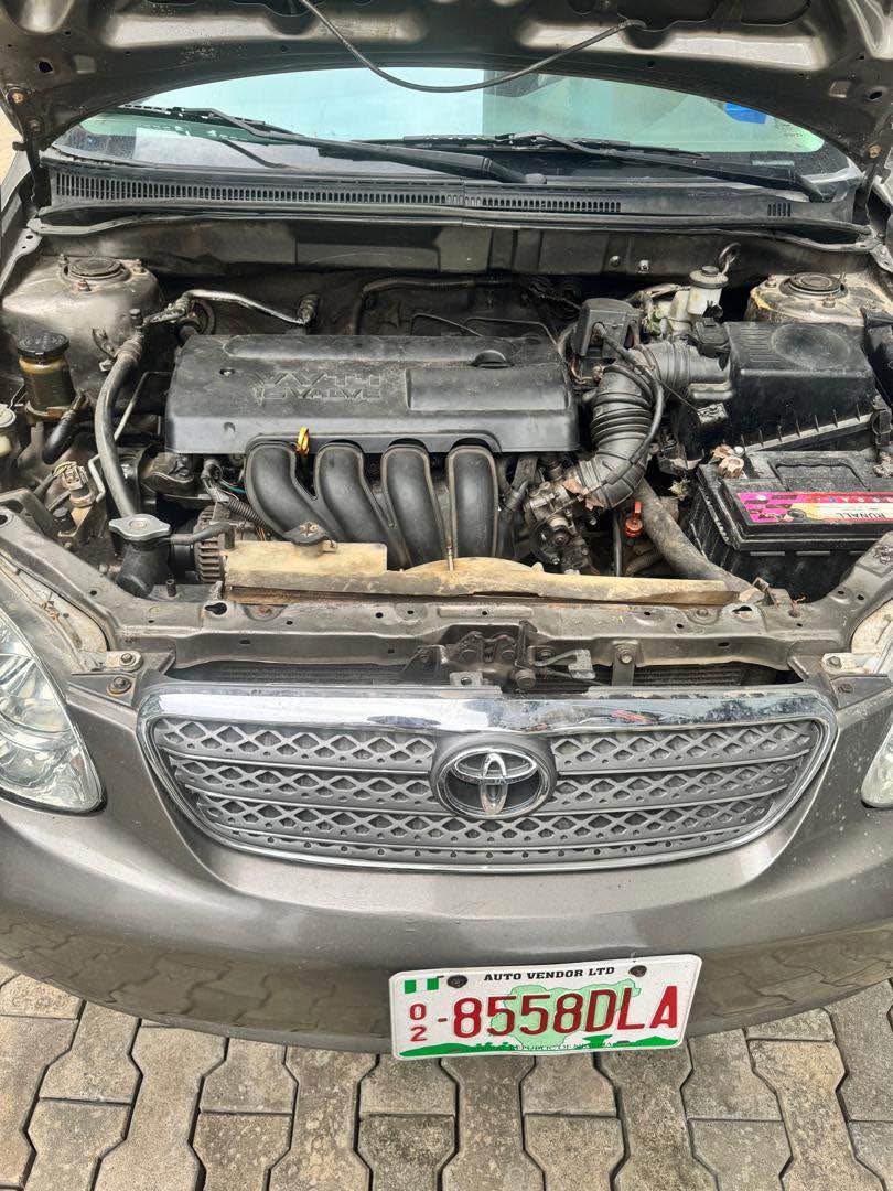 A picture of Toyota corolla 2004 07033647531