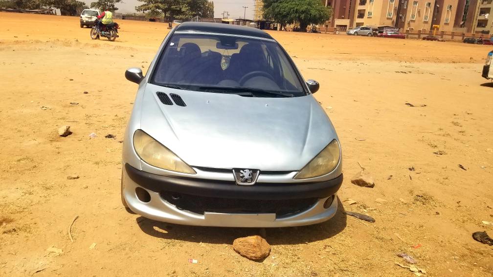 A picture of A DISTRESS DISTRESS ALART PEUGEOT 206 FOR SALE IN A