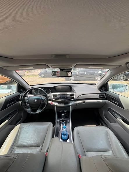 A picture of Foreign used 2013 Honda accord EXL with clear documents Buy