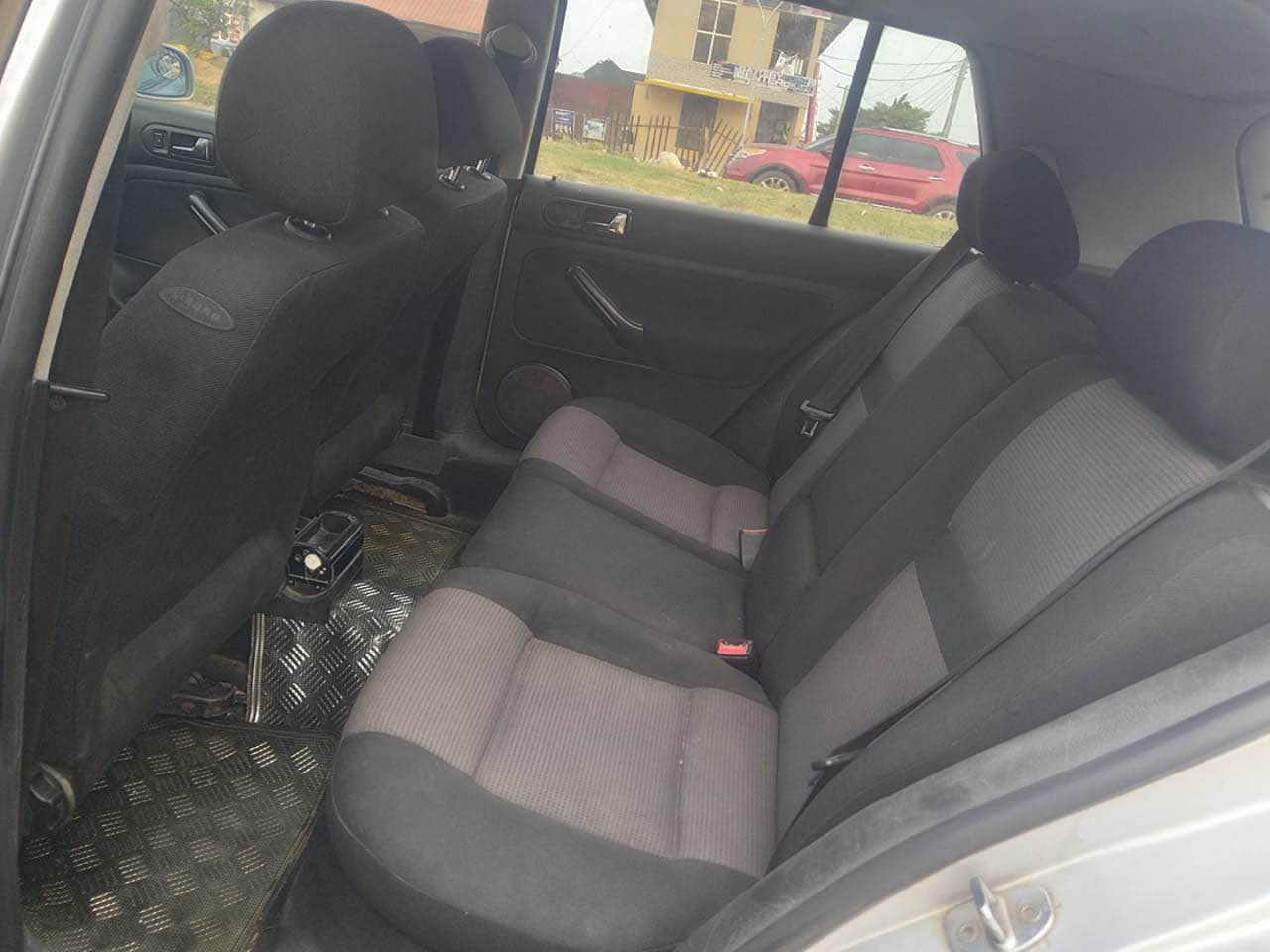 A picture of Volkswagen Golf 4