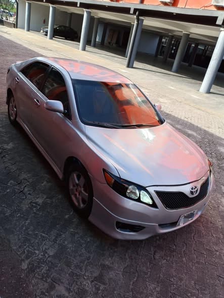 A picture of 4 9M Sharp 4plug camry Sport SE Engine and jarbox