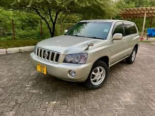 A picture of  TOYOTA_KLUGER_0620356906