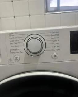 A picture of WASHING MACHINE