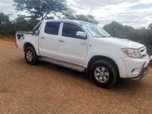 used toyota hilux