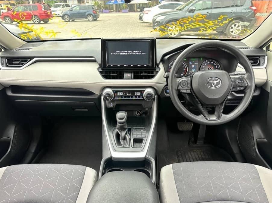 A picture of TOYOTA RAV4 On sale very clean nice car Call WhatsApp