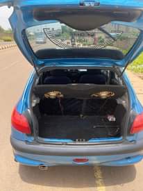 A picture of Peugeot 206 Manual