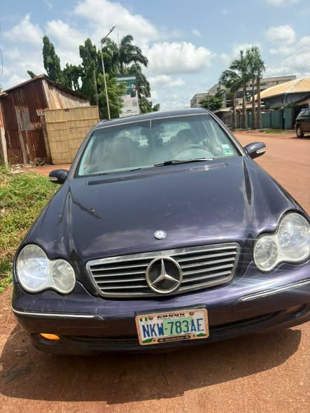 A picture of 2004 Mercedes Benz C Class