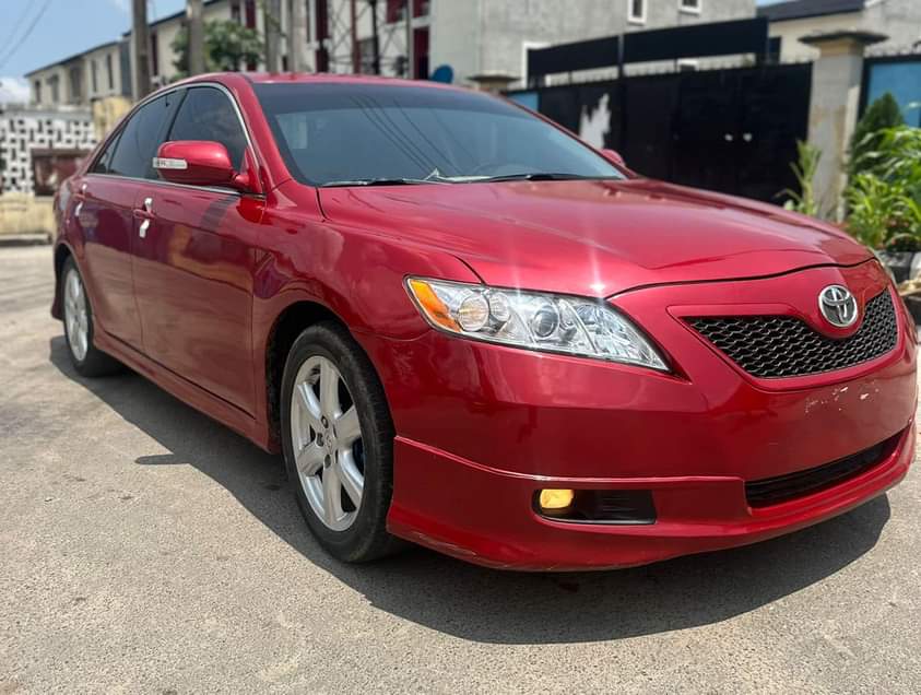 A picture of 2009 TOYOTA CAMRY SPORT registered leather seats sunroof etc PRICE