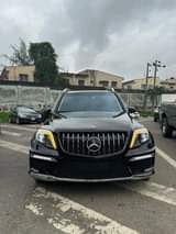 A picture of Mercedes Benz