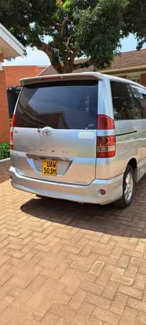 A picture of Toyota Voxy