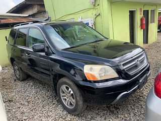 A picture of 2004 HONDA PILOT