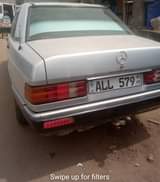A picture of BENZ 190