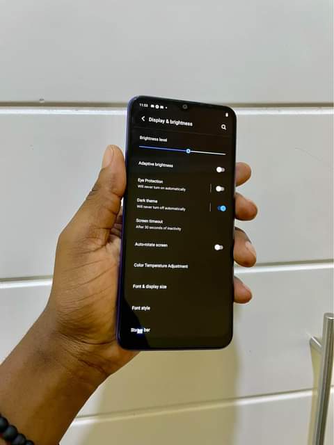 A picture of Vivo y21 64GB