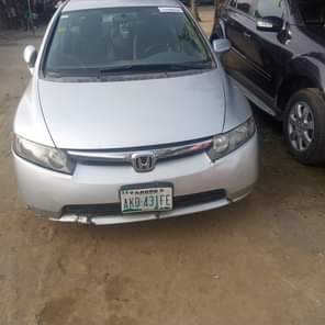 A picture of Honda Civic 2007 model Sound engine Ac chilling Gear 2