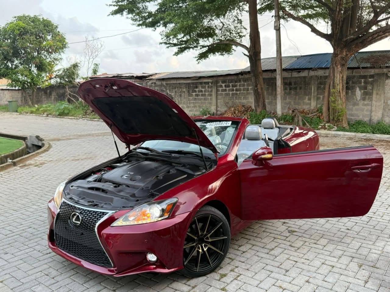 A picture of 2011 IS250 FORIEGN USED 18.8M