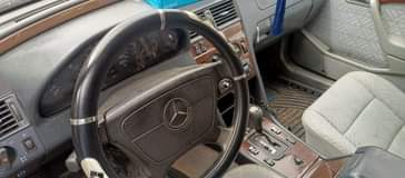 A picture of Mercedes C180 1st body Price 1 5m Location Kano Call