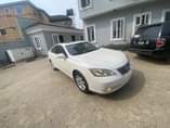 A picture of 09 Lexus ES 350