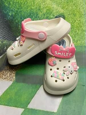 crocs