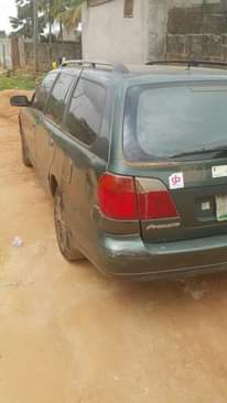 A picture of 2000 Nissan primera wagon
