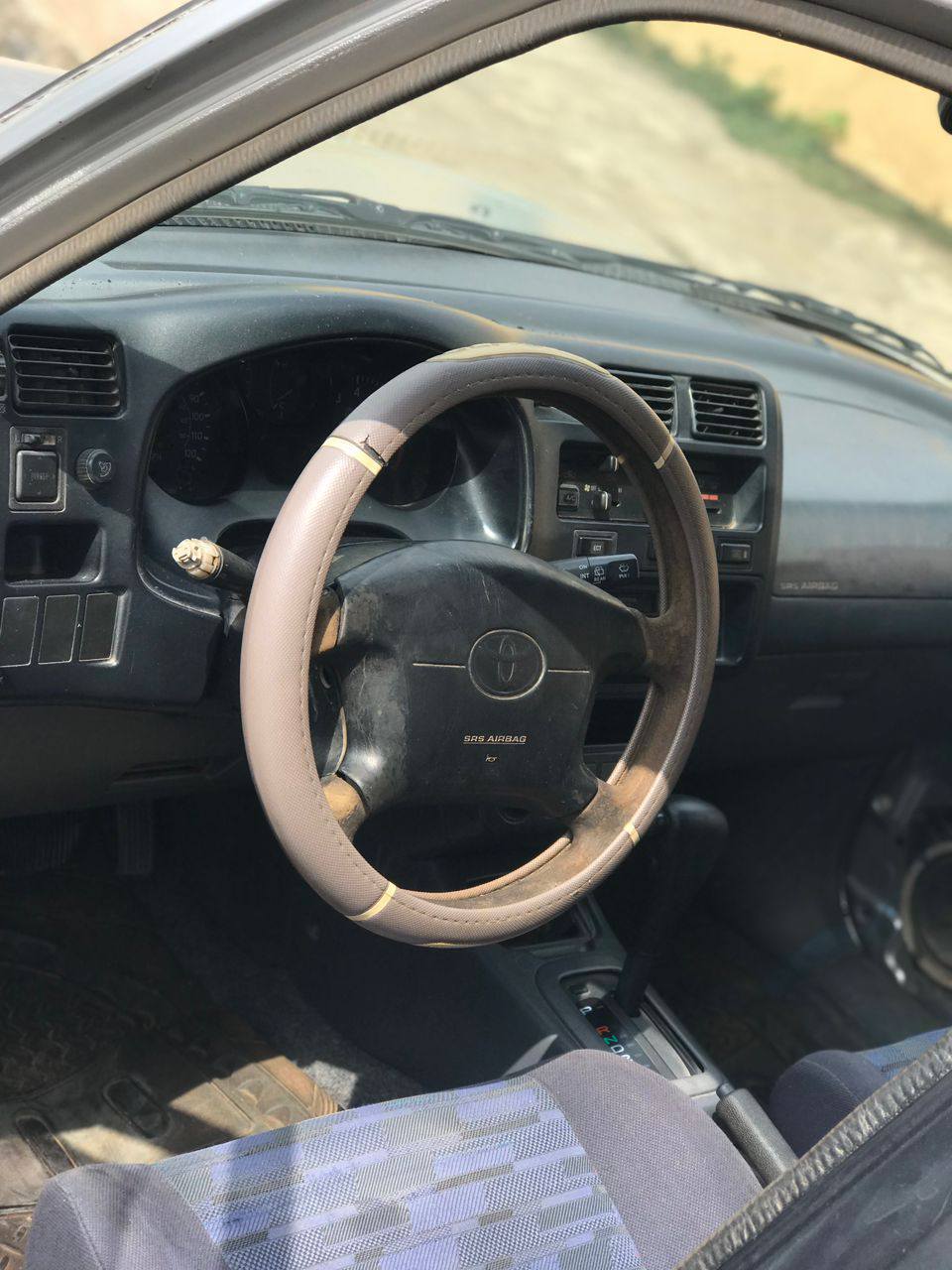 A picture of TOYOTA RAV4