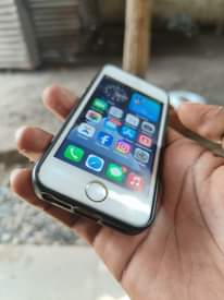 A picture of iPhone 5SE GB32 