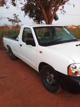 used nissan hardbody