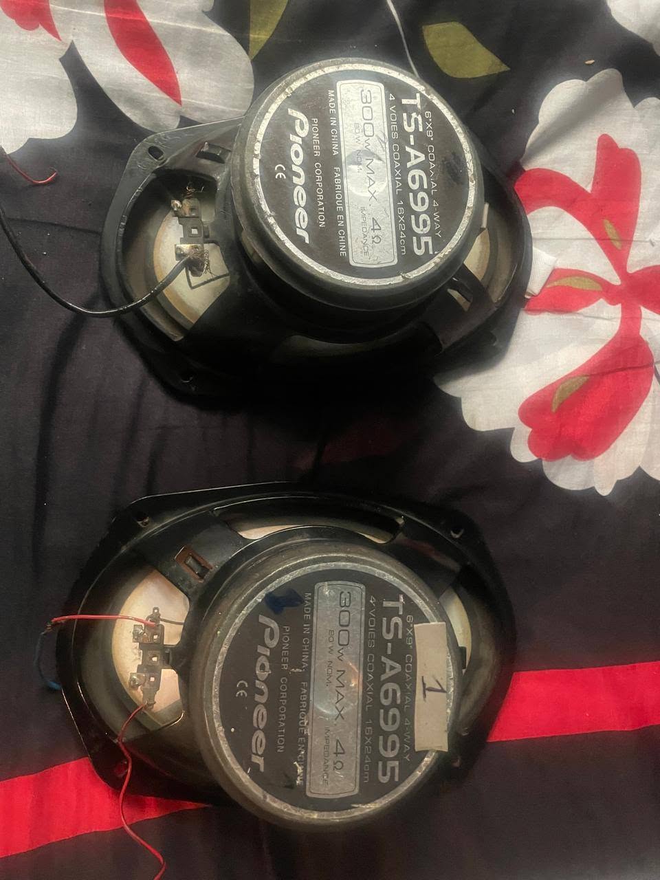 speakers