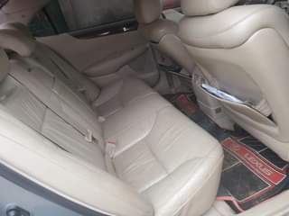A picture of Registered Lexus Es330 Engine gear and AC Android screen First