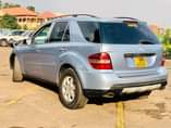 A picture of M Benz ML350 48m