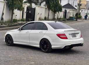 A picture of Mercedes Benz c300