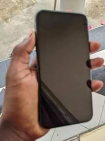A picture of Iphone 11