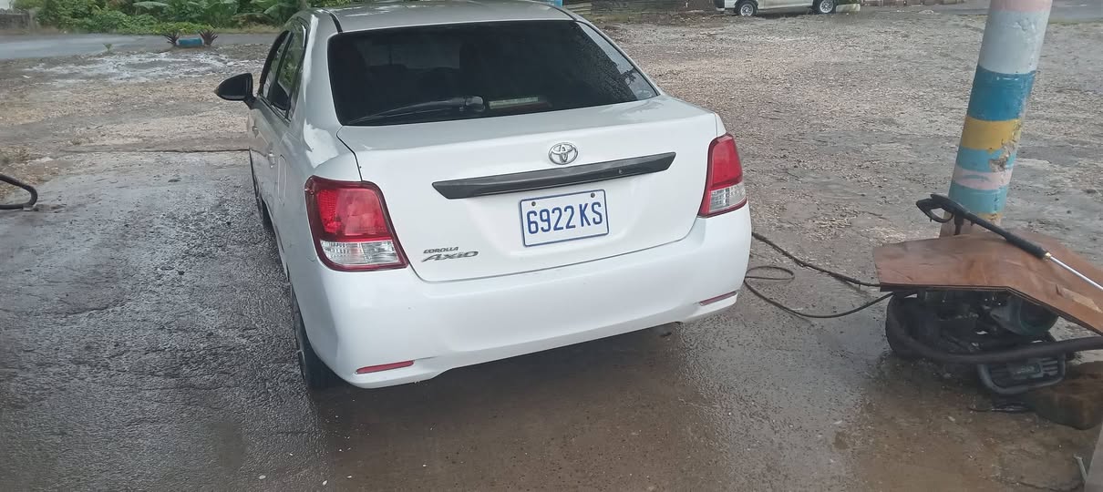 used toyota axio