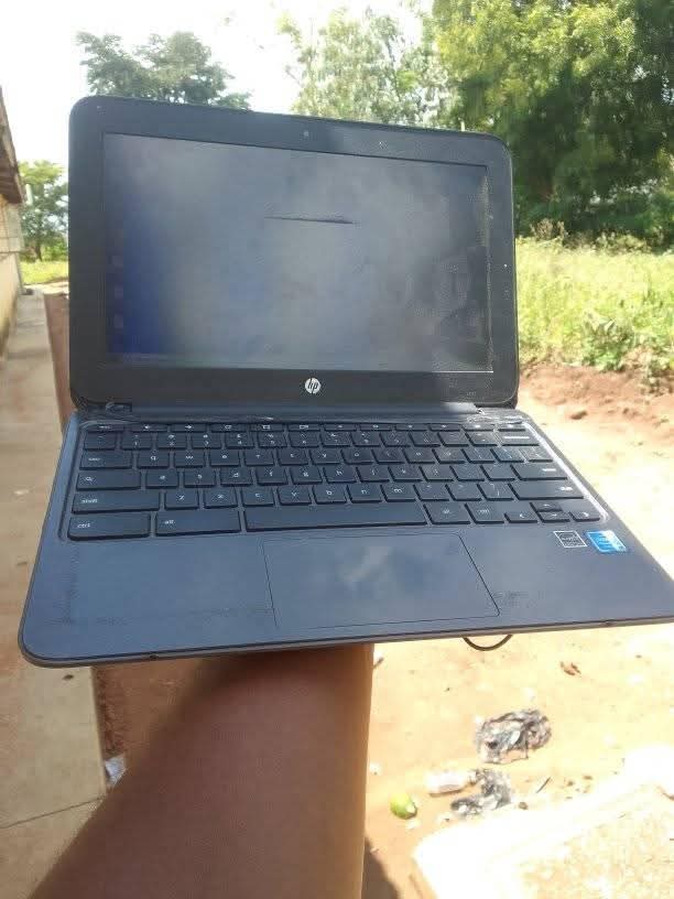 A picture of Chromebook 100k quicksell