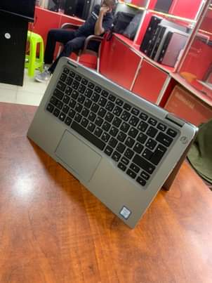 A picture of DELL LATITUDE 7400 X360