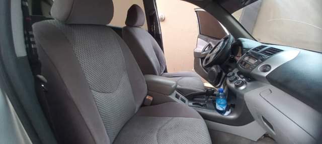 A picture of 2007 model Toyota RAV4 Registered but used Pure first body