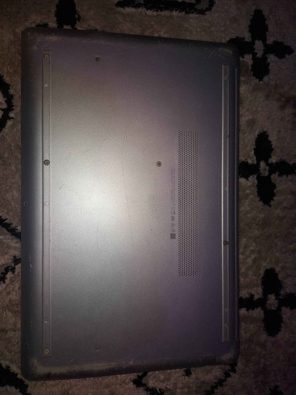A picture of HP high end laptop