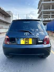 A picture of TOYOTA IST