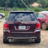 A picture of Mercedes Benz GLK350