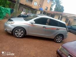 A picture of Toyota matrix 2005 model AC chilling well 3m Low fuel