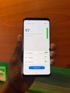 A picture of Samsung S9 plus