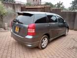 A picture of Toyota Wish 17 5m