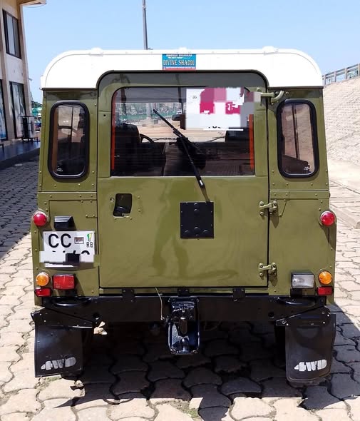 A picture of Land rover