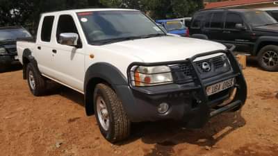 used nissan hardbody