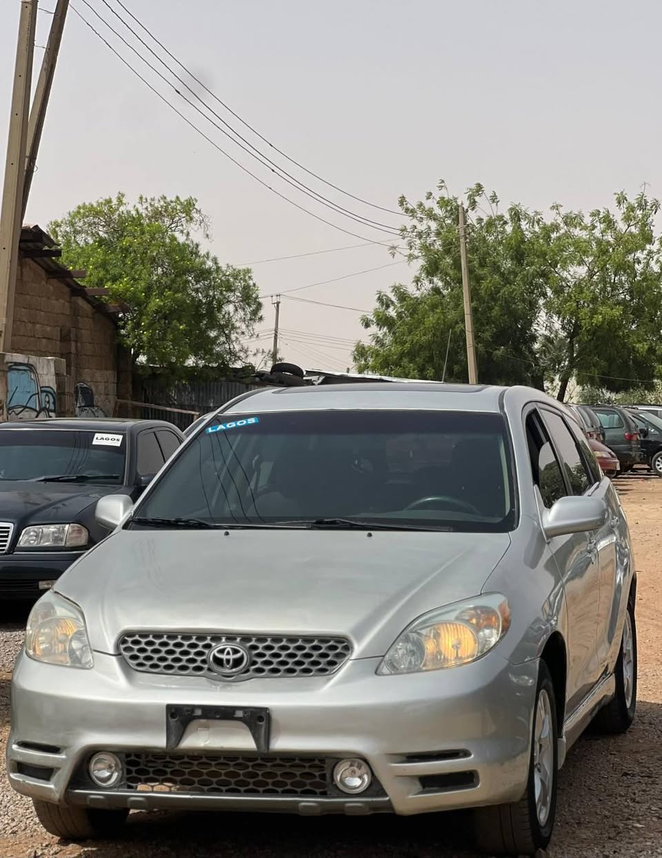 A picture of TOYOTA MATRIX