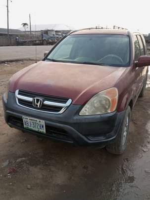 A picture of Honda CRV 2005 The engine is okk The gear is