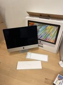 A picture of Apple iMac i5 inch 32GB Memory 3 GHz 1TB SSD