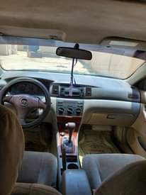 A picture of Toyota Corolla LE 04