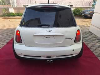 A picture of Mini Cooper Supercharged 06 Classic Edition. AUTOMATIC TRANSMISSION. Direct Belgium