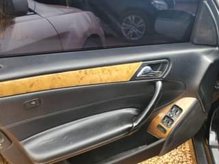 A picture of BENZ C230