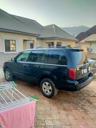 A picture of Distress sale of 2005 Honda Pilot Strong engine and gear